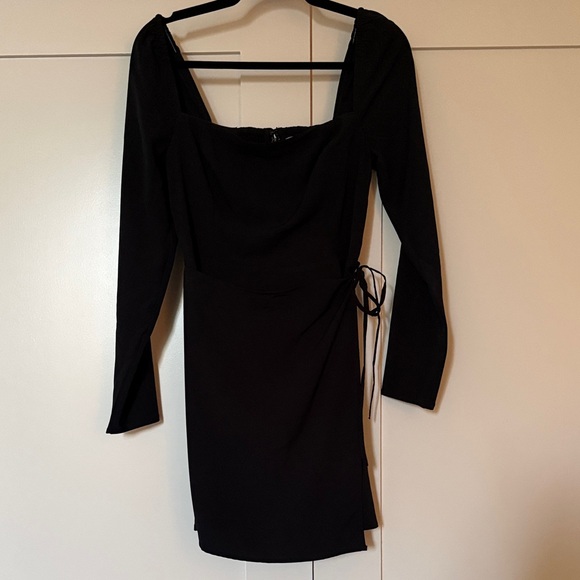 Abercrombie & Fitch Black Long Sleeve Wrap Front Dress - Picture 3 of 5